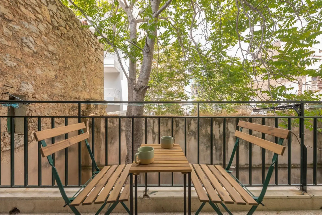 Confy Living Apartment Metaxourghio Metro Station
