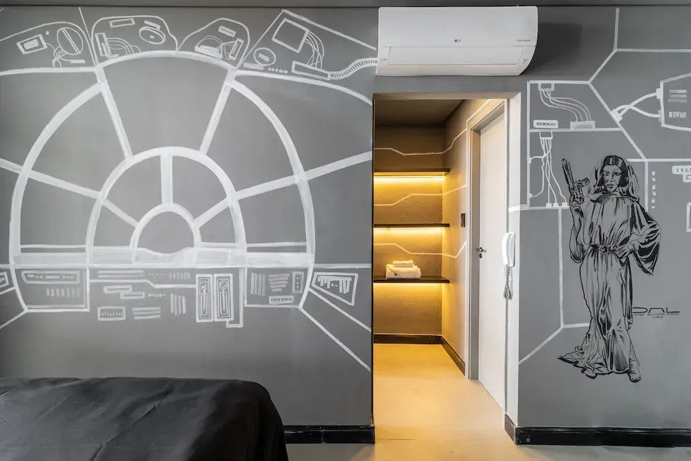 Akile Homes experiences Geek