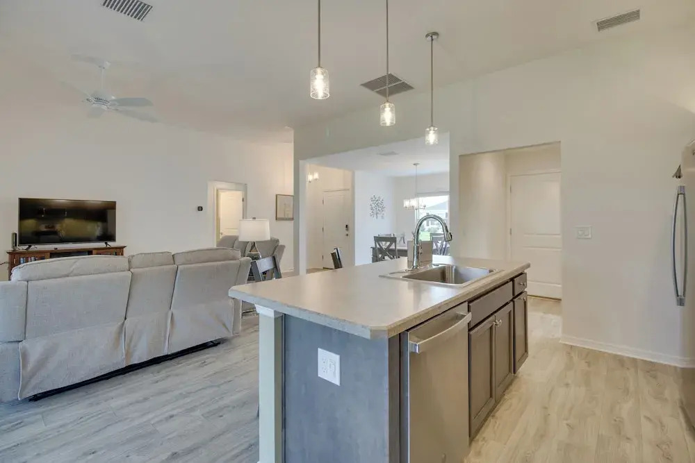 Pool Access: Sleek Home in The Villages w/ Lanai