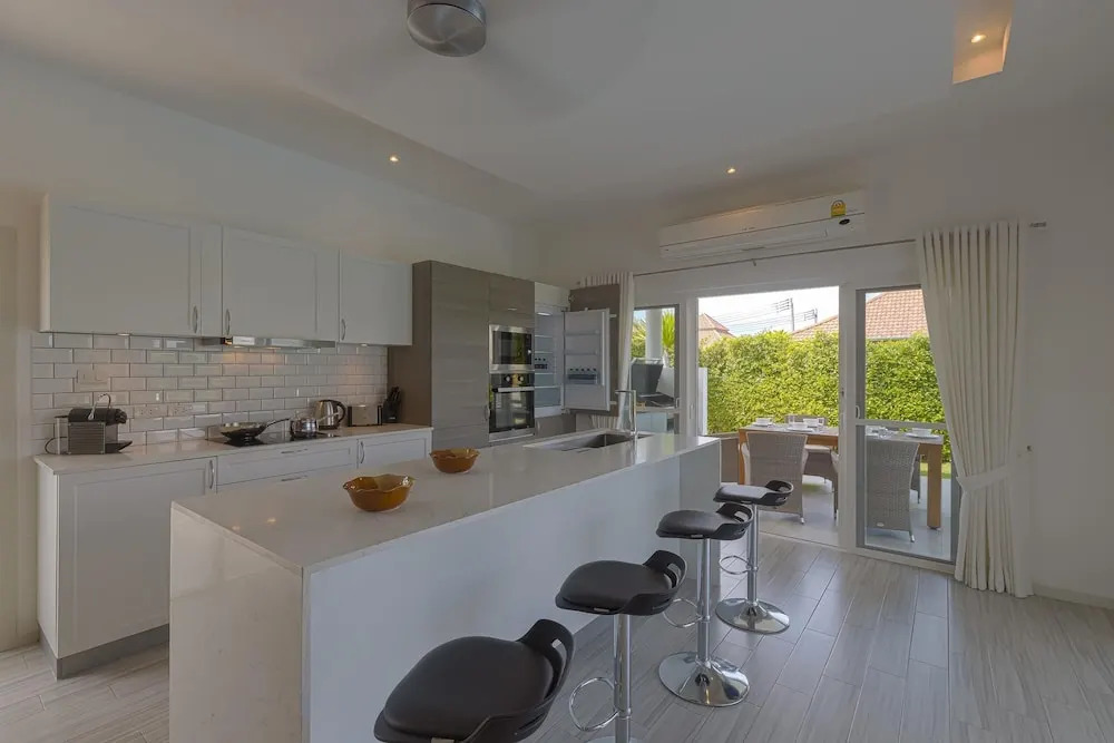 Modern 3 Bedroom Private Pool Villa - MP67