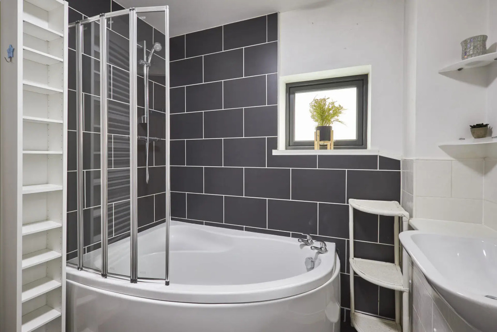 Host Stay London Avenue