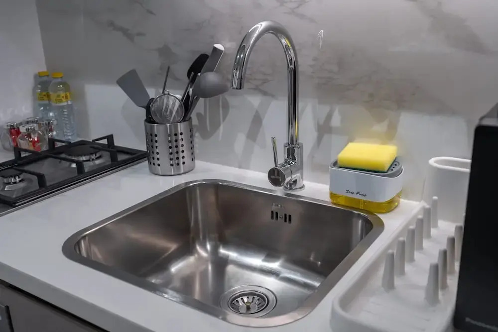 Homey Studio Apartment Perfect for 2 at Azizi Riviera 46
