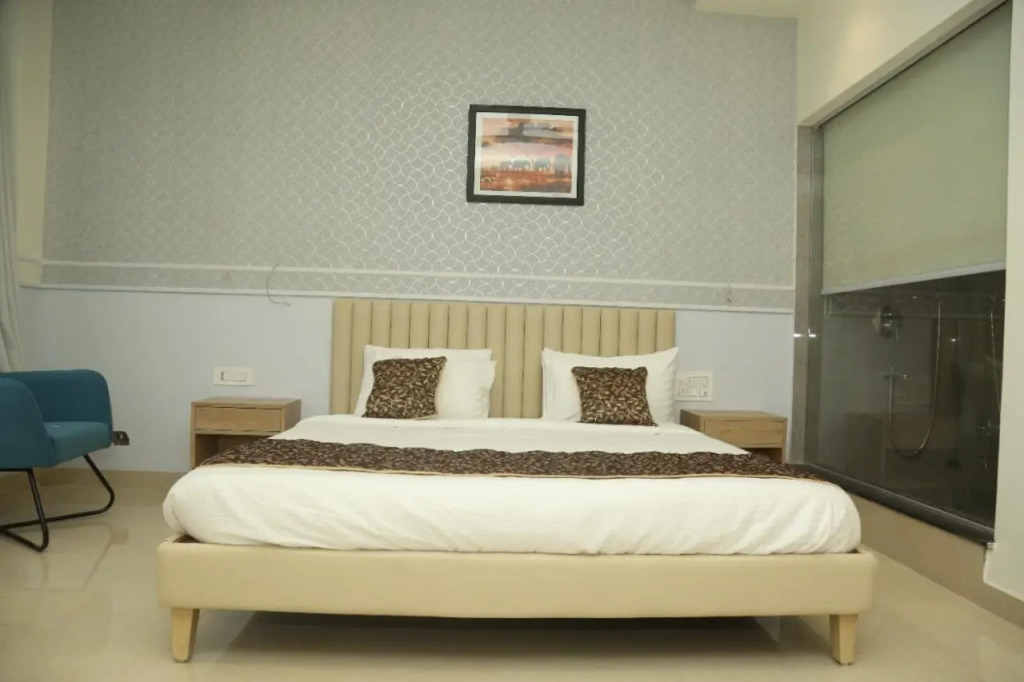 Hotel Poonam Residency