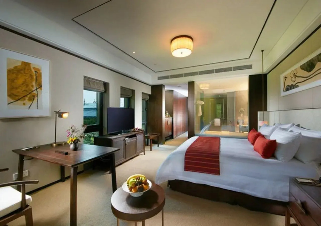 Qianhu Hotel