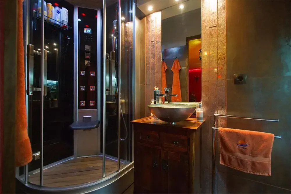 Whirlpool Suite Marrakesch-Lounge