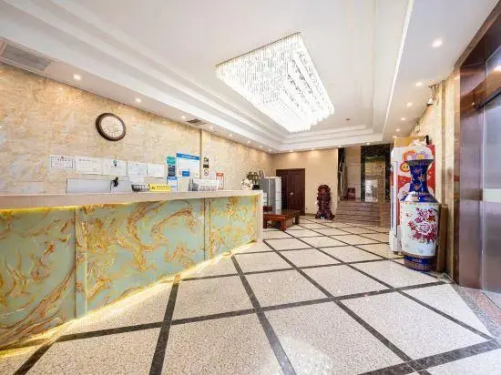 Qingzhu Xinrenren Hotel (Shanghai Pengpu Xincun Subway Station)