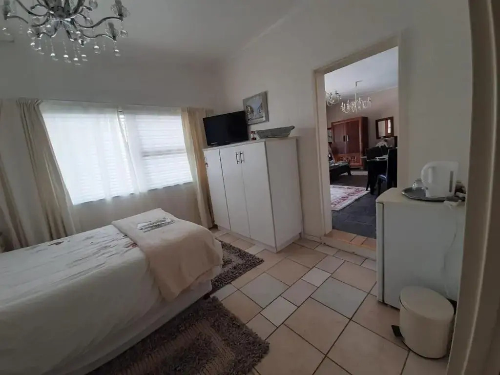 Au Plais De Langebaan at Palm Tree Villa