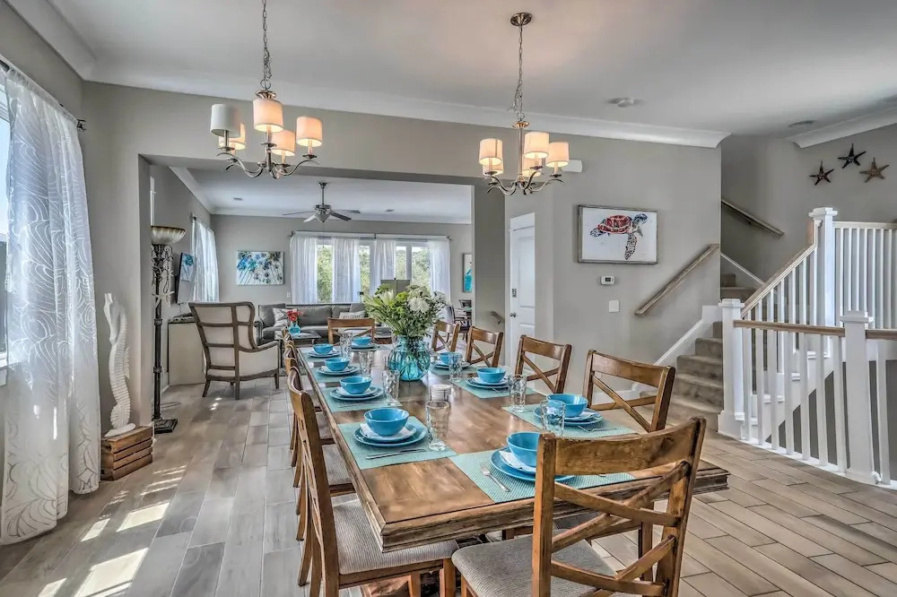 1 Block to Beach! Breezy Myrtle Beach Getaway