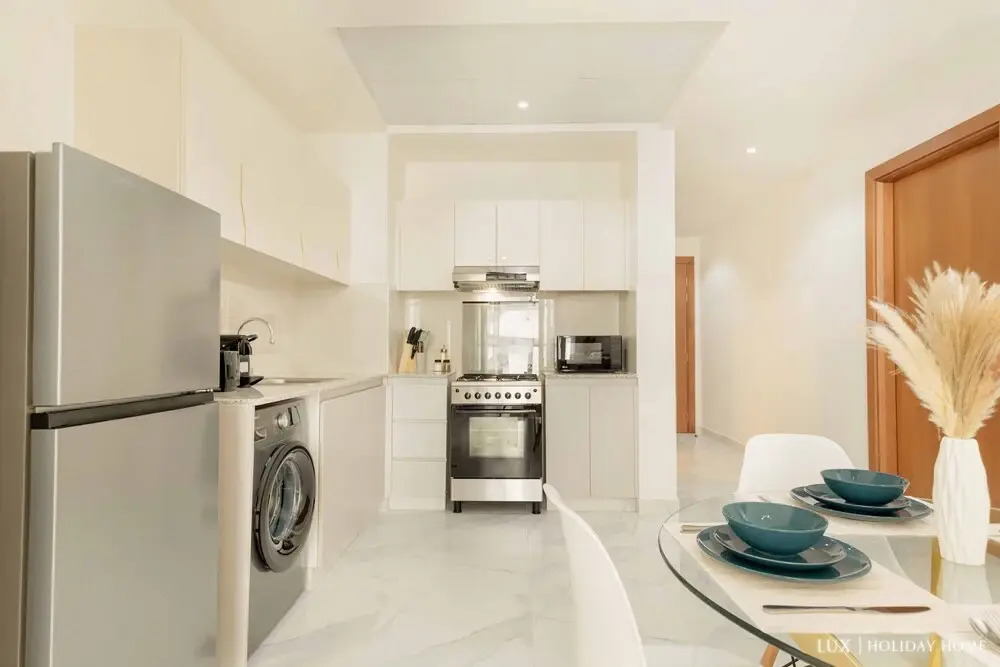 LUX - Binghatti Canal View Suite