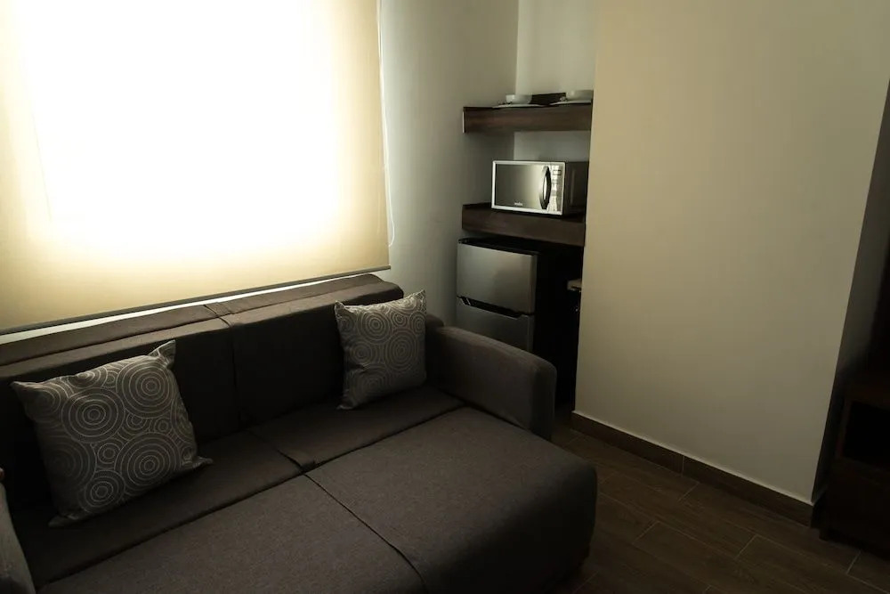 Lithio Hotel