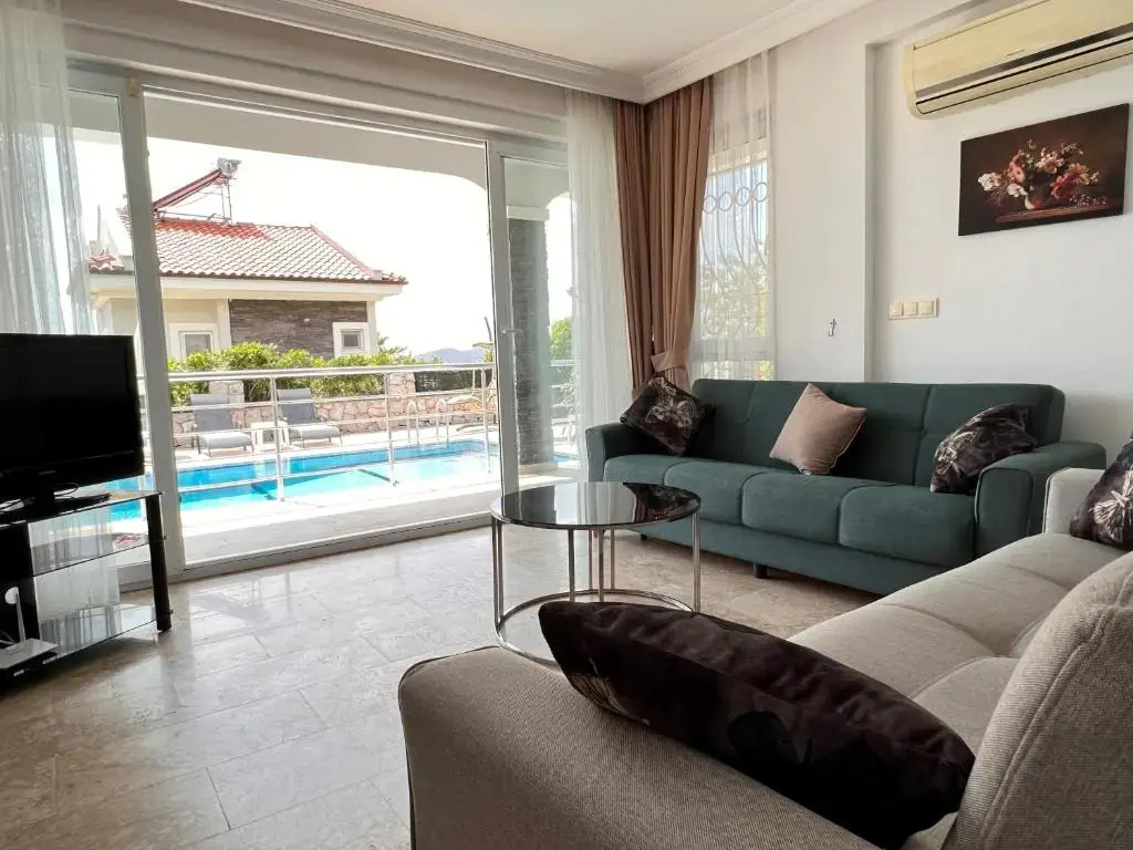 Arnna 4 Villa