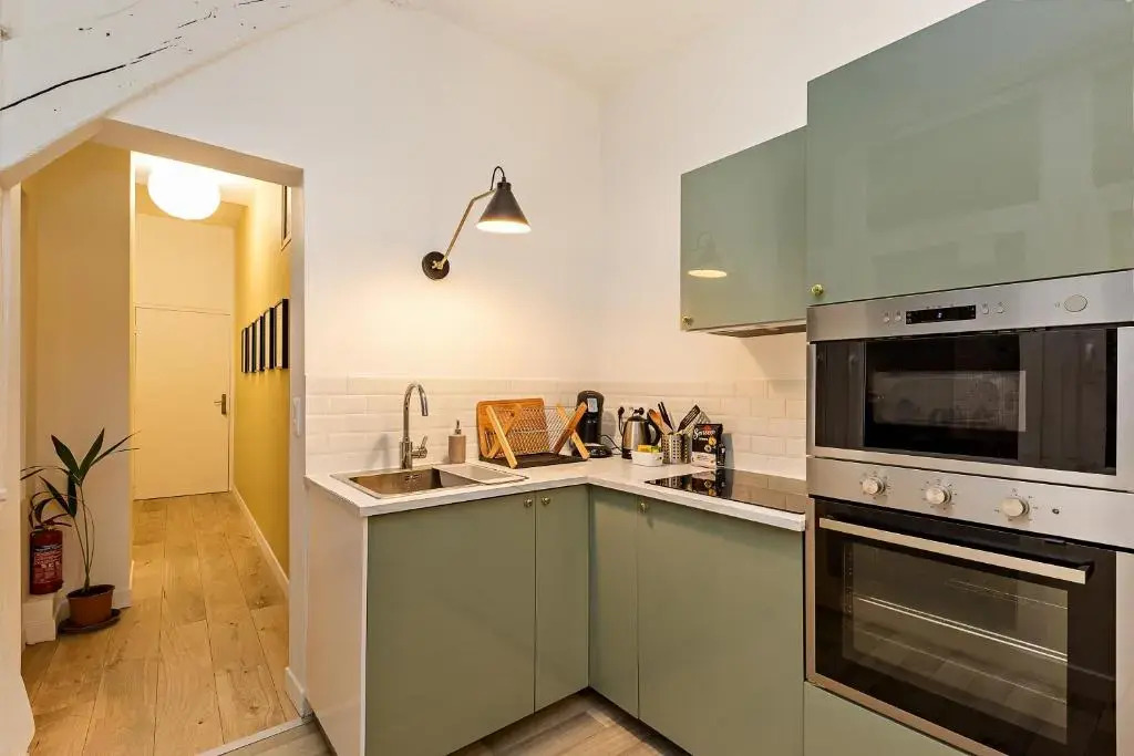 Charmant studio tout équipé et situé à 200m de la gare