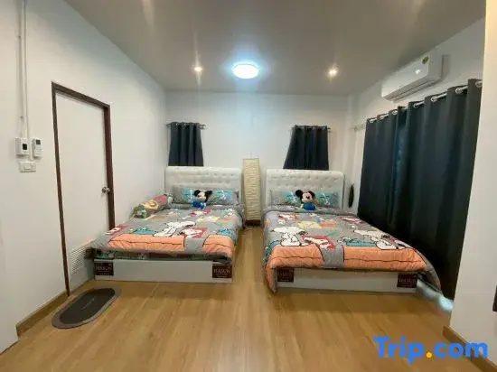 NB Bangsaen House@KL8  pool villa