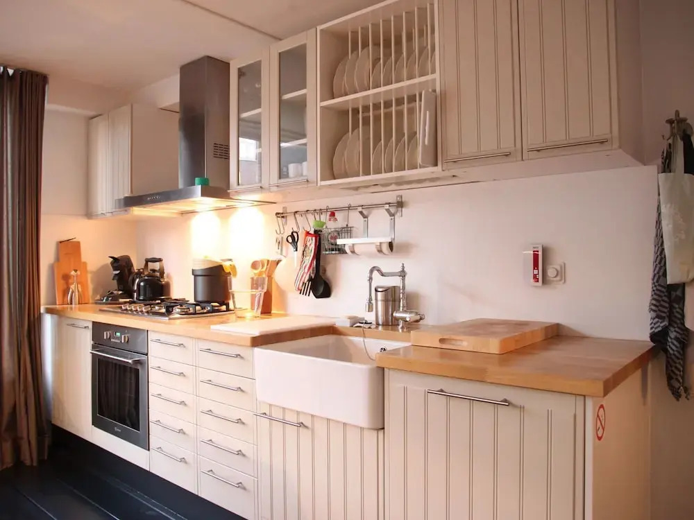 Beautiful Apartment in Amsterdam Netherlandes in a canal house