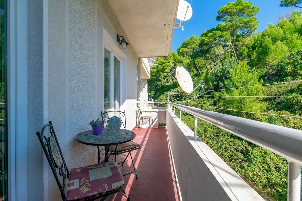 Apartment Livr