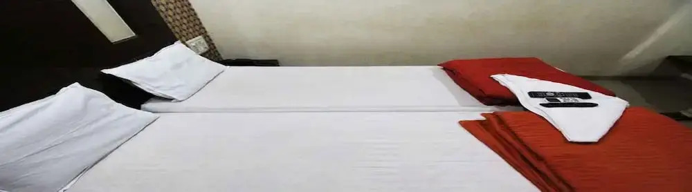 Room Maangta 100 - Andheri East