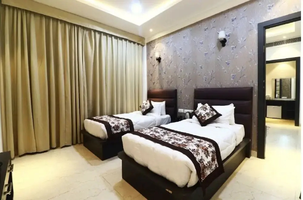 Hotel Taj Green View Resort