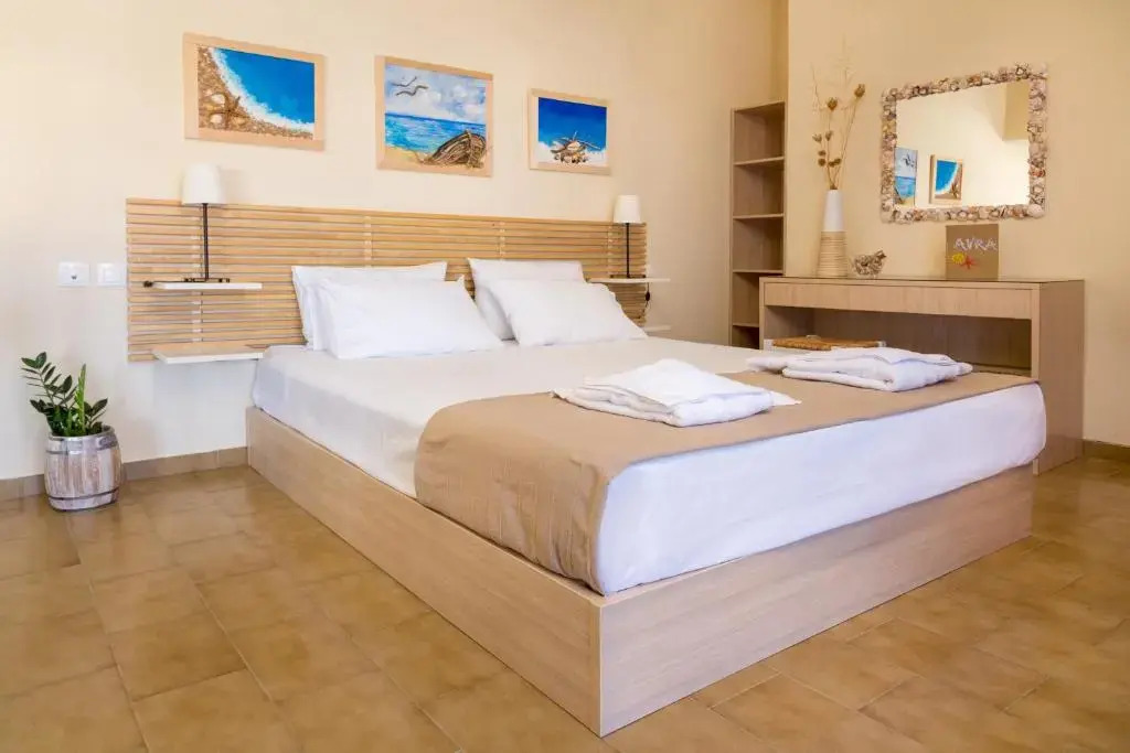 Avra Apartments