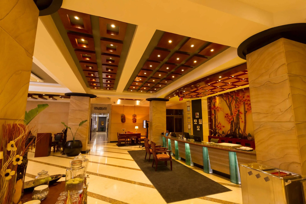 Best Western Plus Paramount Hotel