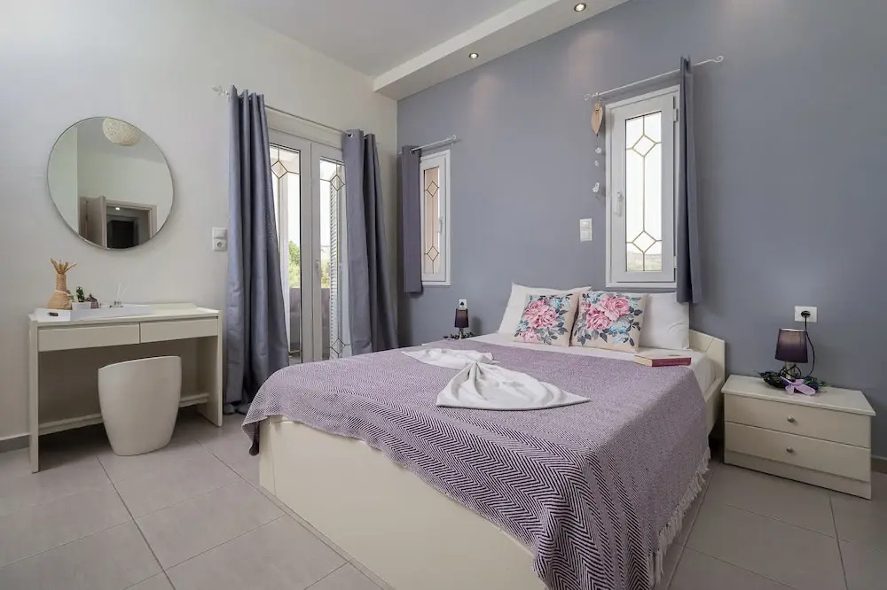 Milos Apartment