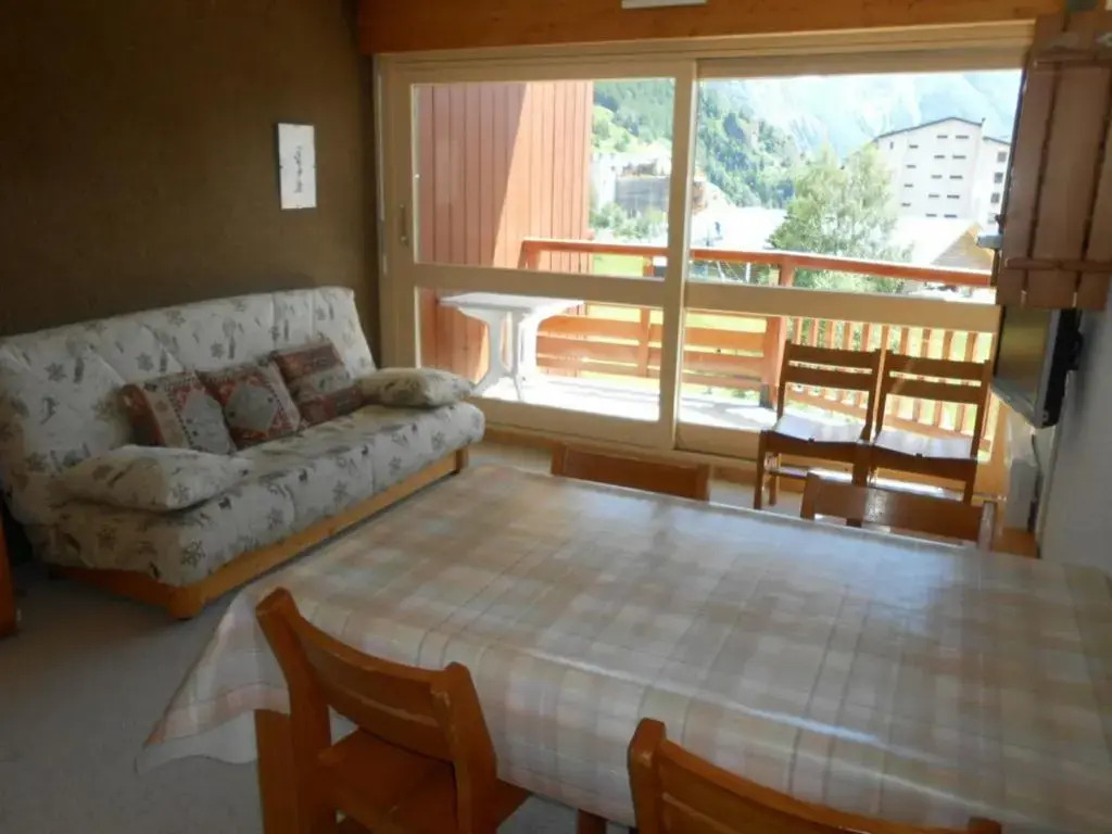 Appartement Les Deux Alpes, 2 pièces, 6 personnes - FR-1-516-16