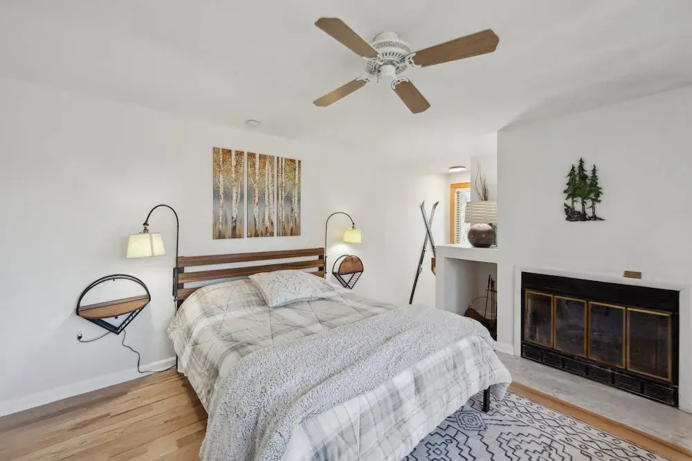 Sleeping Bear Cozy Corner End Unit 1 Bedroom Townhouse by The Summit at Gore Mountain