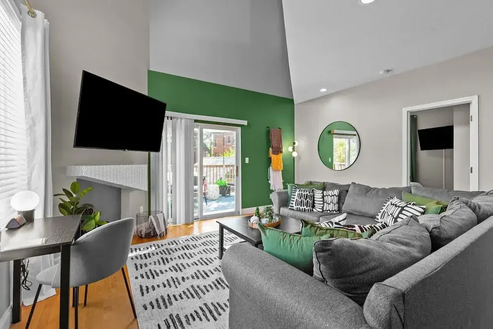 West End Whimsy | JZ Vacation Rentals