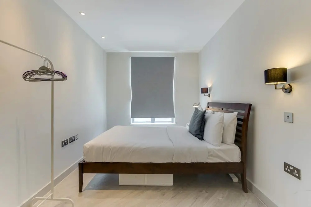 Spacious 1 Bed Near Tube in East London