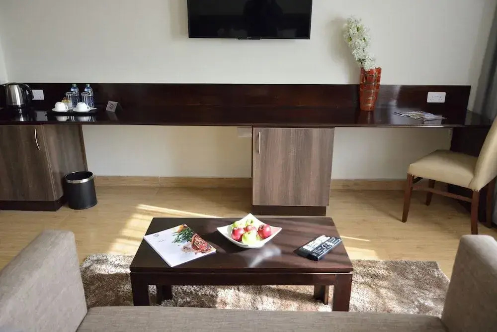 Razana Hotel