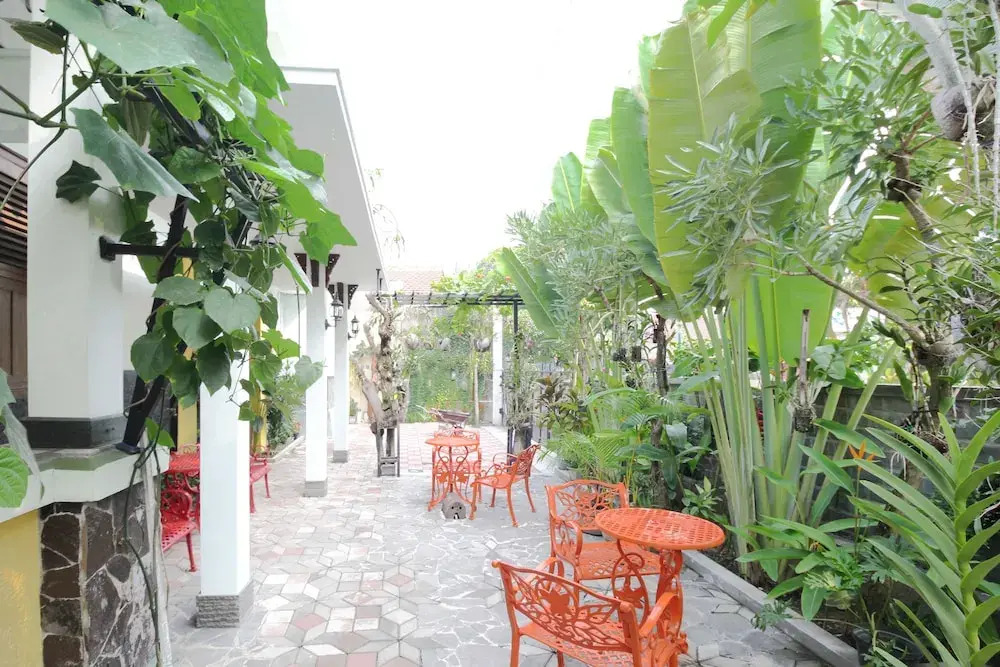 Airy Mantrijeron Panjaitan 51 Yogyakarta