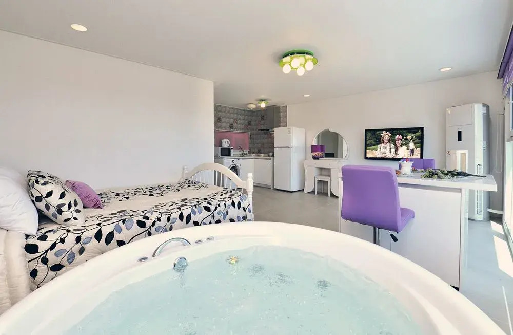 Yangyang Monti Pet Spa Pension