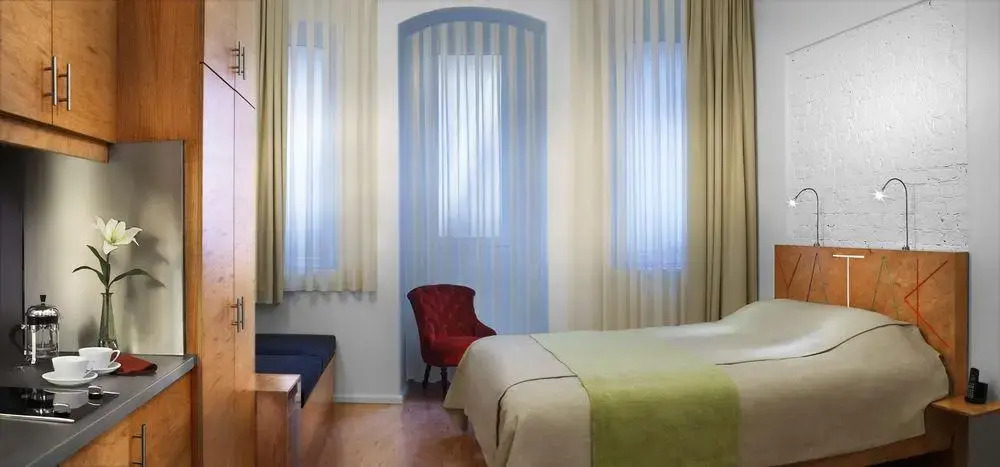 Mayer Loft Suites