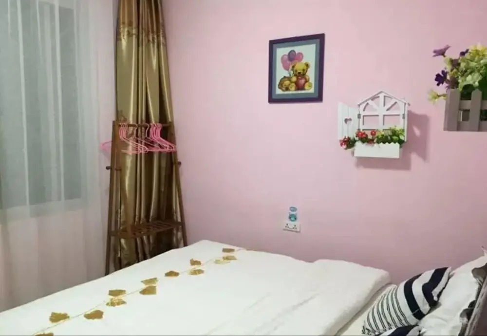 Zhaolvchang Holiday Hotel (Yangshuo County Kindergarten West Street)