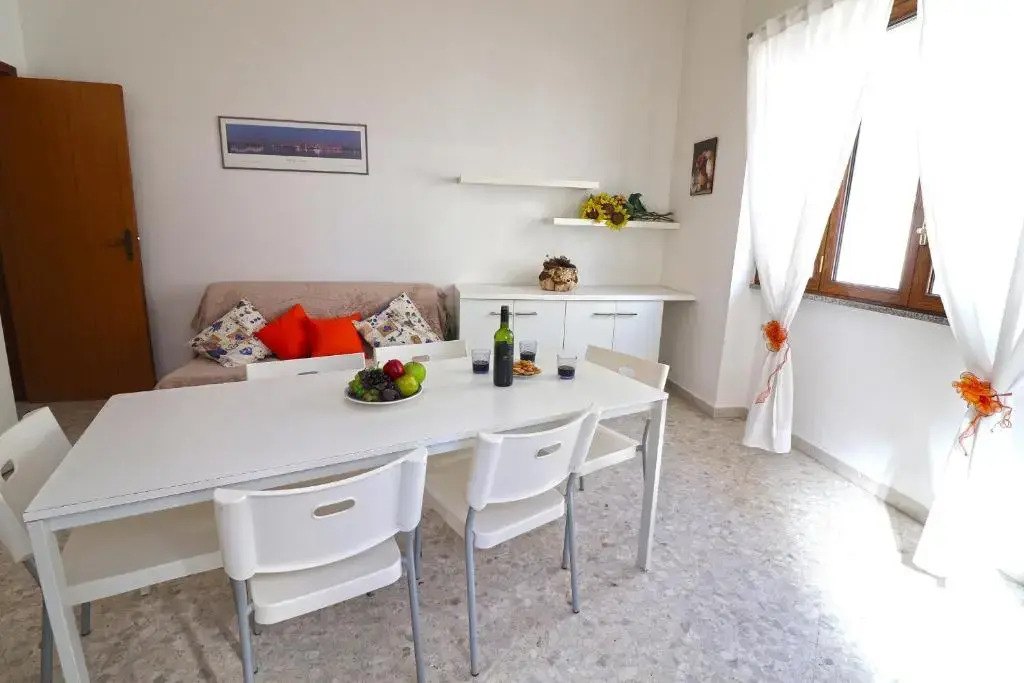 Modern Holiday Apartment With Wi-fi, Air Conditioning And Balcony; Pets Allowed