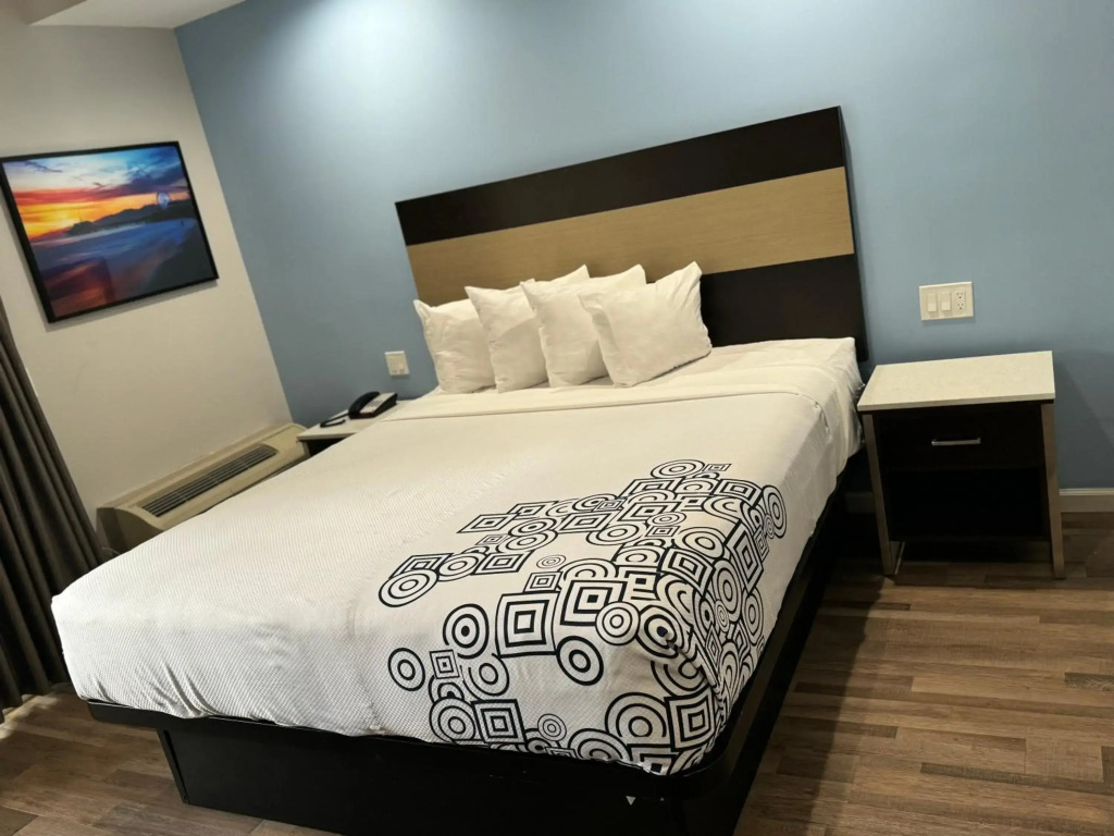 Surfside Inn Redondo Beach
