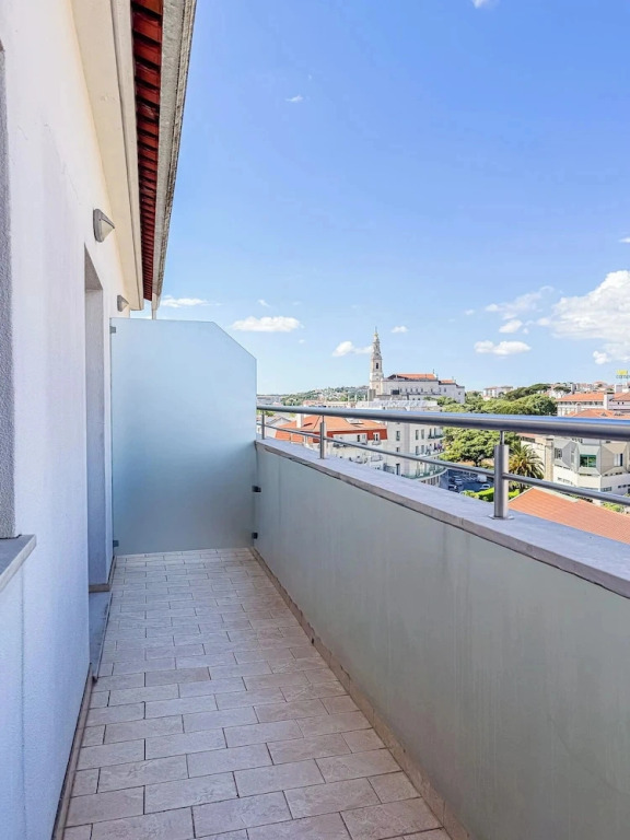 Hotel 13 de Outubro by Umbral