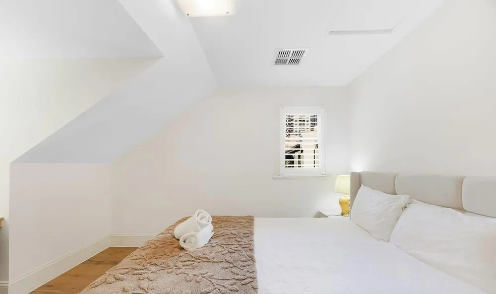 Metawise Luxury 3BR Terrace in The Heart of Sydney