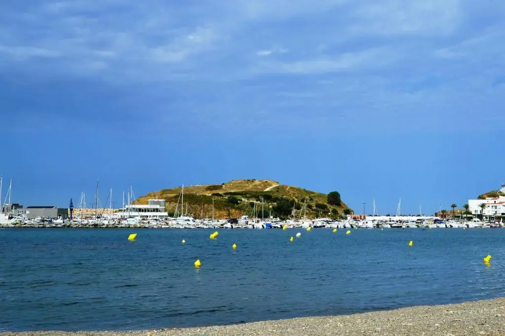 Port Mestral 4