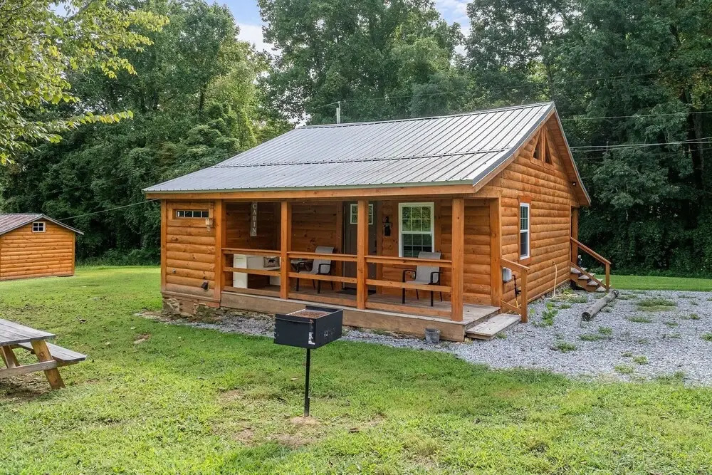 The Homestead 2 Bedroom Cabin
