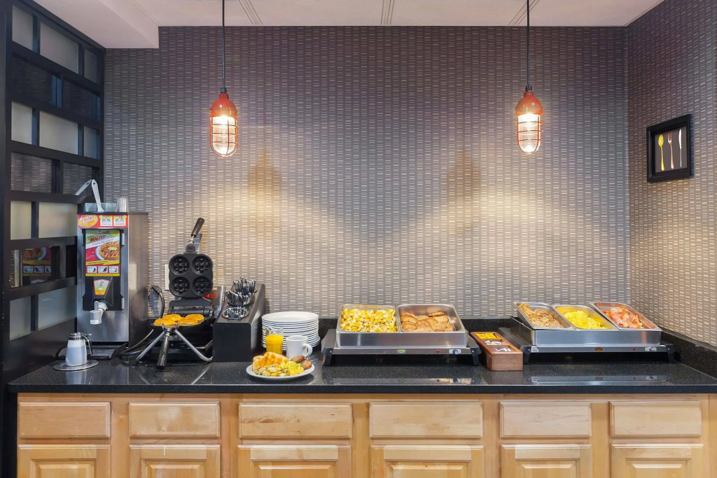 Four Points by Sheraton Charlotte/Pineville