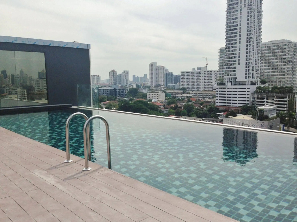 The Residence on Thonglor by UHG