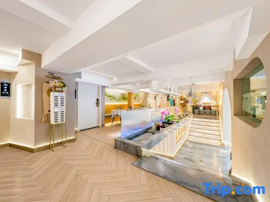 YunMan Hotel (Economic Development Kunming University)
