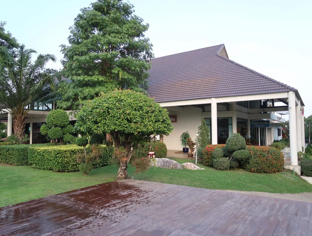 Triple Resort