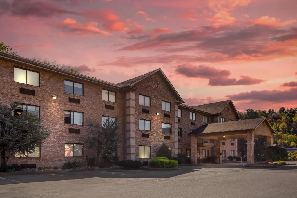 Comfort Inn Huntington near University area