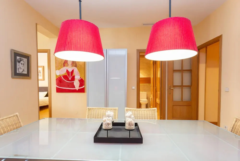 MC YOLO Apartamento Estación de Atocha