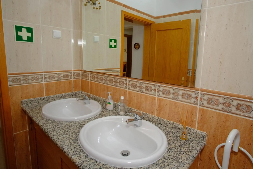 Apartamento T2 em condomínio fechado.