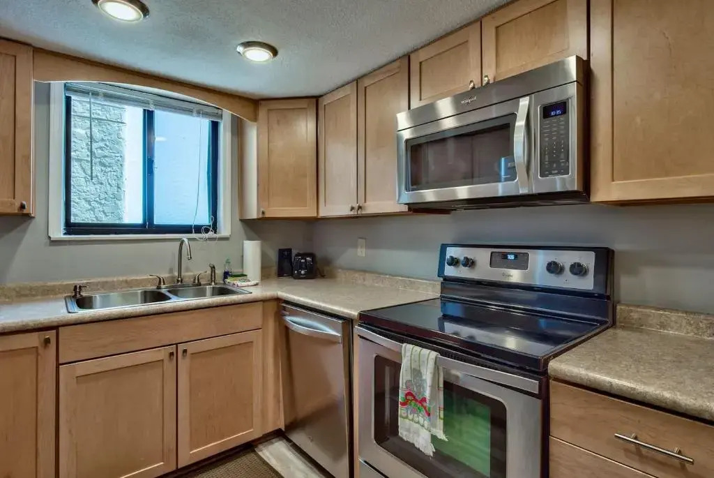 Sundestin Resort, 2 bedroom, Gulf Front, 12th Floor, Corner Condo