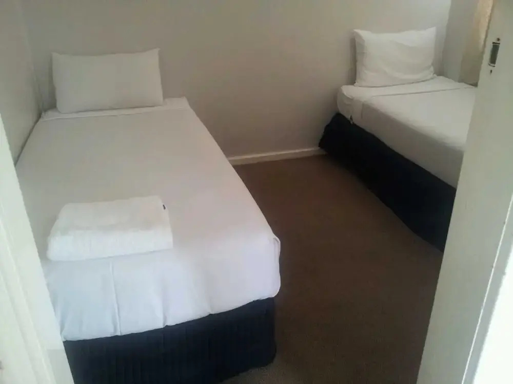 Blue Pacific Motel Swansea