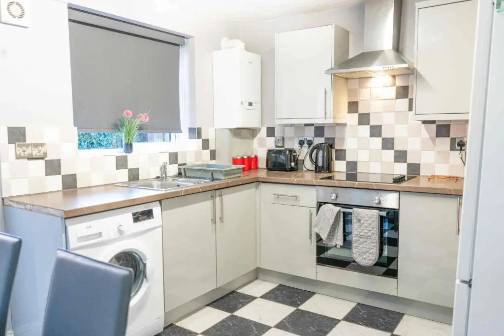 Taylor Close Holiday Home