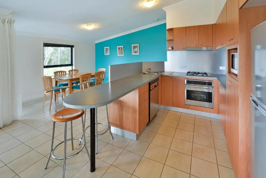 Oasis Apartments on Hamilton Island by HIHA